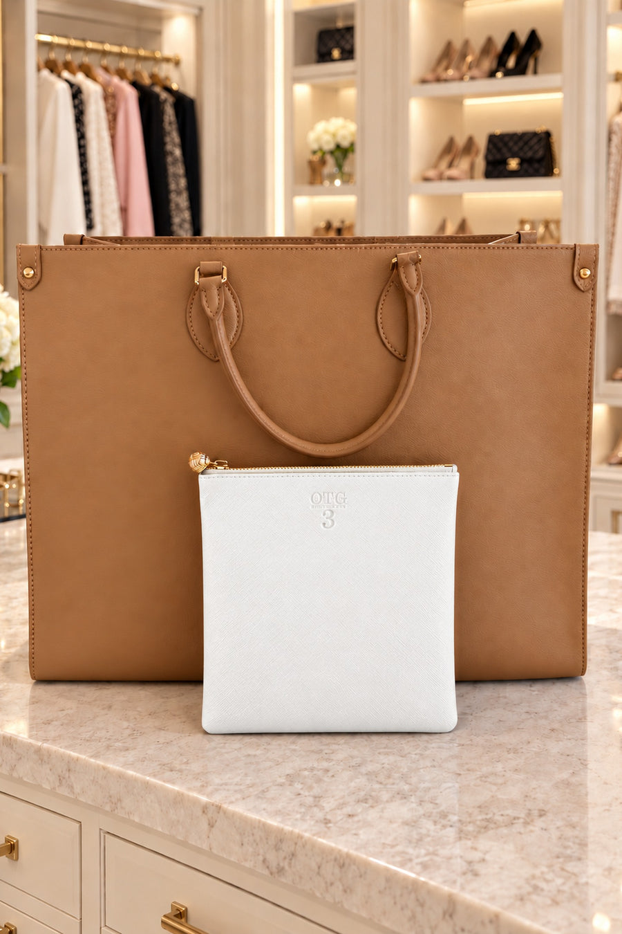 #3 White Pouch, lifestyle photo 2