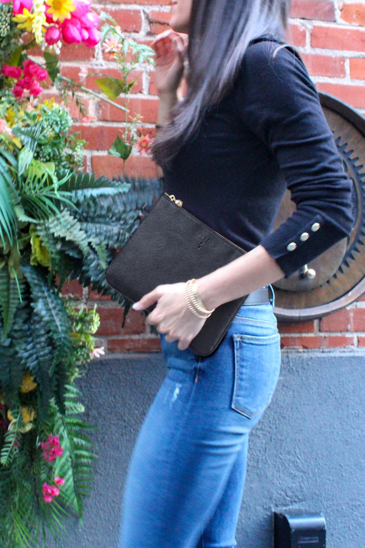 #4 Black KF Cool Dogs Pouch