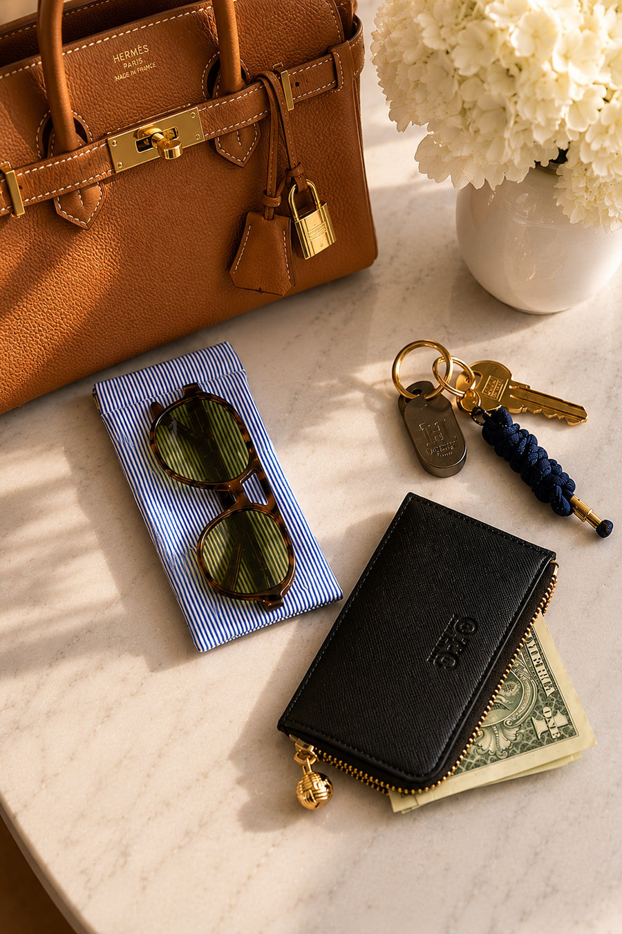 Card Case Black, lifestyle photo 1
