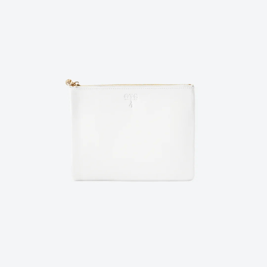 #4 White Pouch, front view