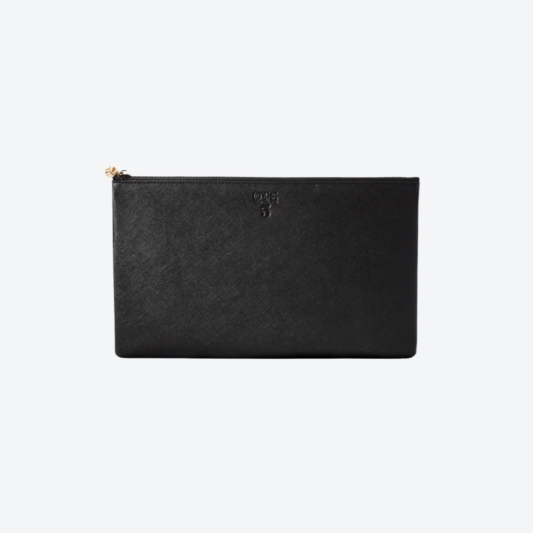 #5 Black Clutch